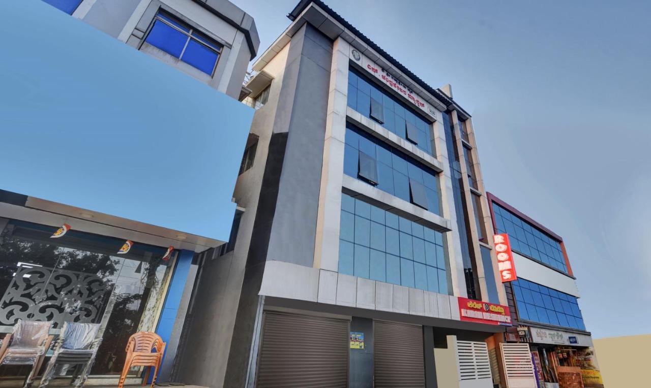 Treebo Trend Karan Residency Hotel Мисор Екстериор снимка