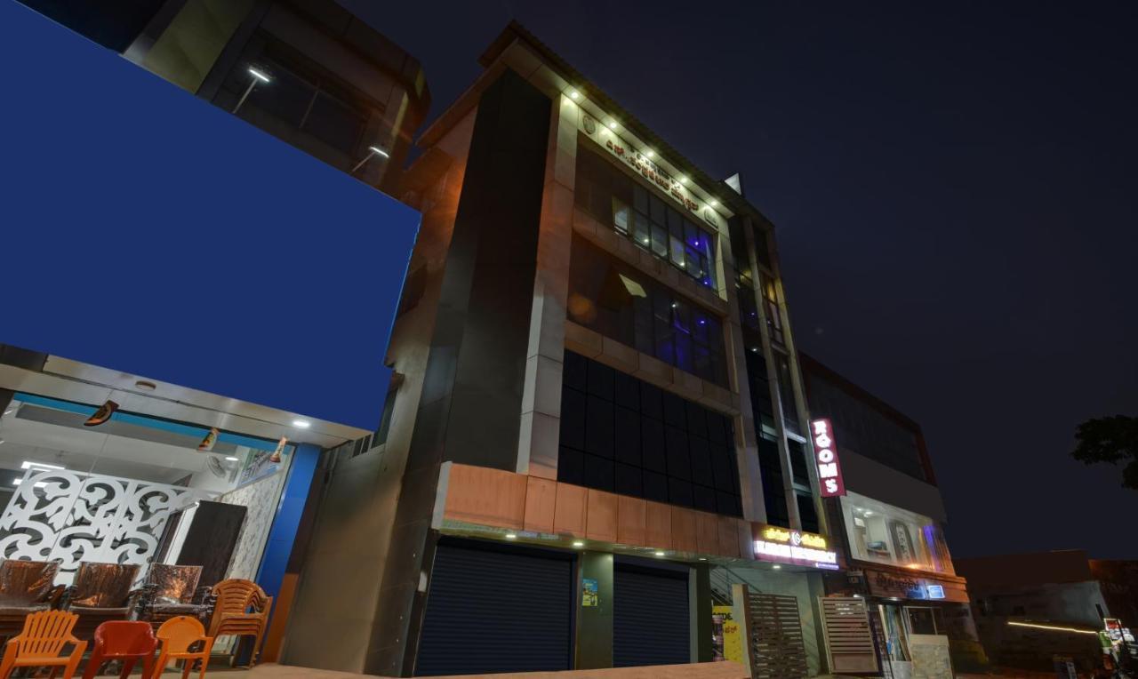 Treebo Trend Karan Residency Hotel Мисор Екстериор снимка